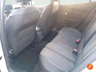 Peugeot 2008 Allure Gasolina 100 S&S 6 Vel. MAN