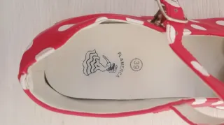 Zapatos Sevillana Lunares Rojos y Blancos