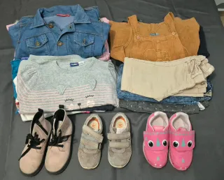 4 lotes de ropa de 4-5años