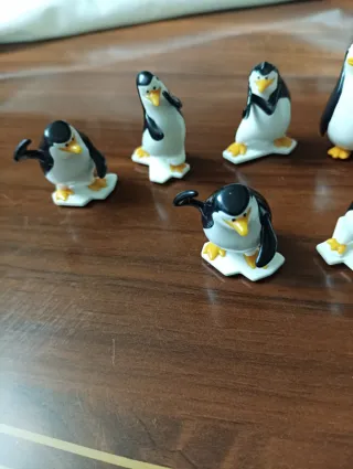 Pingüinos Madagascar Kinder Sorpresa