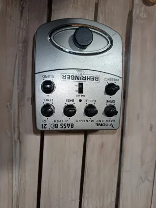 Behringer BDI21 V-Tone Pedal DI