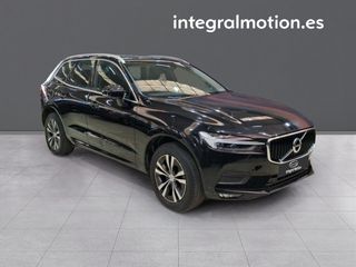 Volvo XC60 2.0 B4 D AWD Momentum Pro Auto