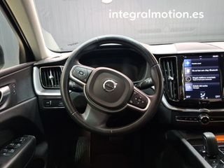 Volvo XC60 2.0 B4 D AWD Momentum Pro Auto