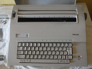 Máquina de escribir Philips PTW 100