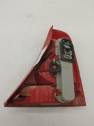 Piloto tras izq renault 8200071413 clio 2317