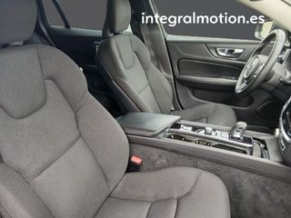 Volvo V60 2.0 B4 (D) Momentum Auto