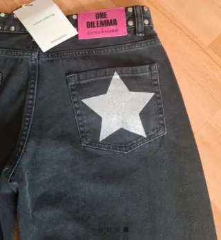 Pantalón vaquero One Dilemma con etiquetas,