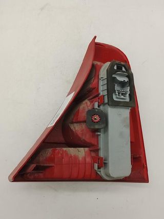 Piloto tras izq renault 8200071413 clio 2321