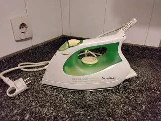 Plancha Vapor Moulinex Ocealys 250