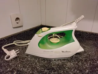 Plancha Vapor Moulinex Ocealys 250