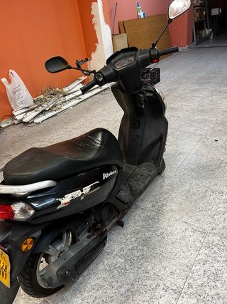 Peugeot Scooter Negro Automático