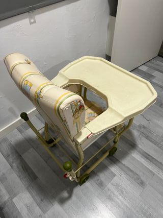 Trona bebé adaptable en altura