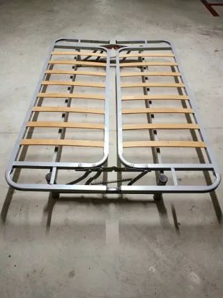 Estructura sofá cama metal y madera. No hago envio
