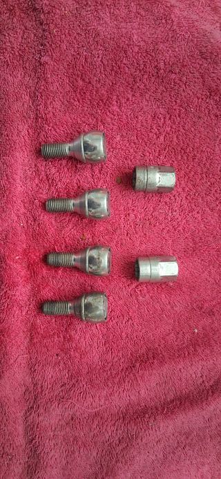 Tornillos Antirrobo Rueda / Llanta Coche