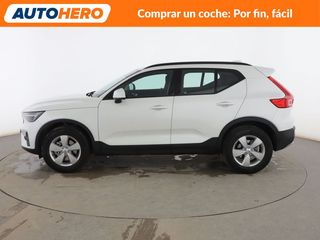 Volvo XC40 2.0 B3 Mild-Hybrid Essential 2WD