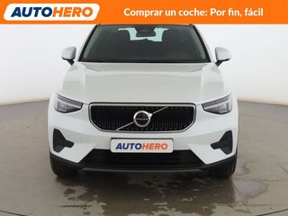 Volvo XC40 2.0 B3 Mild-Hybrid Essential 2WD