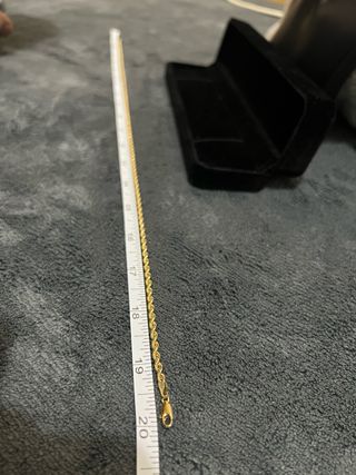 Cadena de oro 18K estilo cuerda