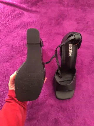 Sandalias de cuña SUGERPUNK negras