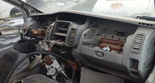 Punta paragolpes tras izq nissan 379831 primastar