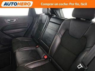 Volvo XC60 2.0 T4 R Design 2WD