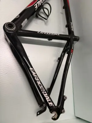 Cuadro Cannondale Taurine Carbono BB30 Shimano