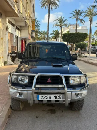 Mitsubishi Montero 1999