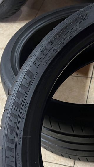 Michelin Pilot Sport 4S 255/35R20 97Y