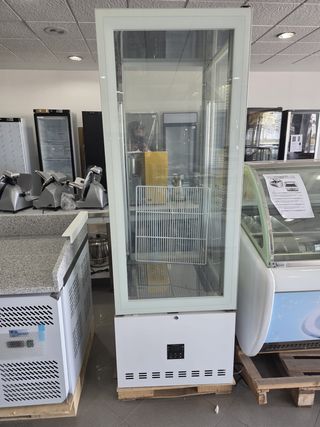 VITRINA PASTELERA REFRIGERADA