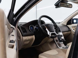 Volvo XC-60 XC 60 D4 DPF 2WD Momentum