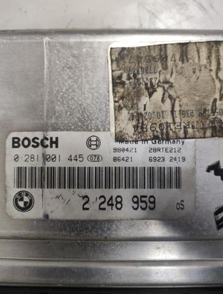 Bmw 843 centralita motor 0281001445 serie 2.0 320d