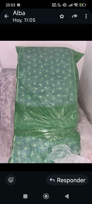 Cuna blanca unisex con colchón