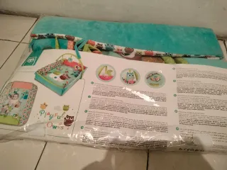 Manta de actividades para bebé