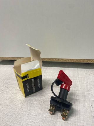 Llave Corta Corriente Bateria Profesional Nuevo