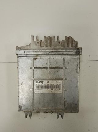 Renault 749 centralita motor uce 0281001969 megane