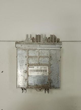 Renault 764 centralita motor uce 0281001766 laguna