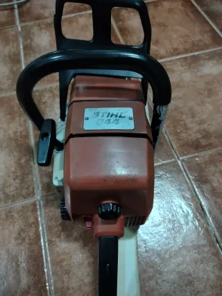 Motosierra Stihl 044