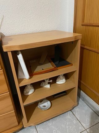 Mesita estantería con ruedas