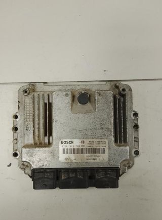 Renault 0281012769 centralita motor uce megane 697