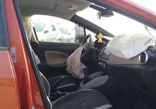 Piloto tras der nissan 4872292 22018727 micra v