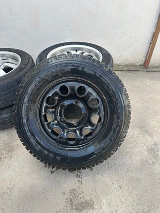 Rueda todoterreno 4x4 205/70 R15