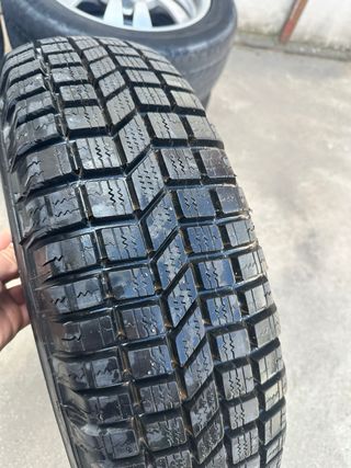 Rueda todoterreno 4x4 205/70 R15