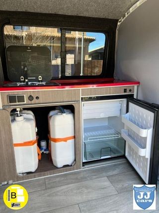 VOLKSWAGEN Multivan 2.5 TDI/130CV Comfortline