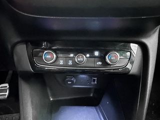 Opel Corsa 1.2 XHL 100CV GS Line