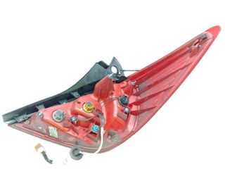 20234959 22500001 piloto tras izq nissan tiida