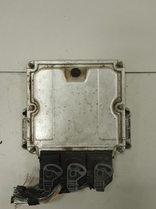 700 0281011325 centralita motor uce renault espace