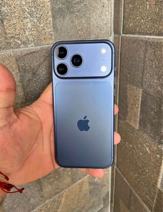 iPhone 17 Pro Max Azul