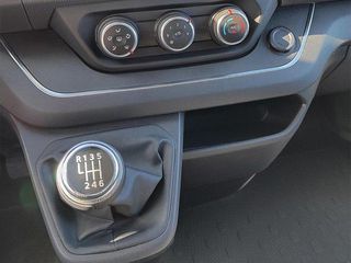 RENAULT TRAFIC 2.0 DCI 150CV COMBI AUTHENTIC ENERGY BLUE 9PLAZAS