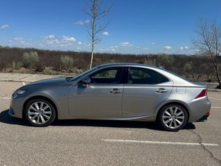Lexus IS 2015 solo Export fuera de espana