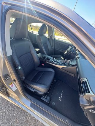 Lexus IS 2015 solo Export fuera de espana