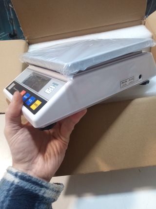 Bilancia digitale di precisione 0.1g